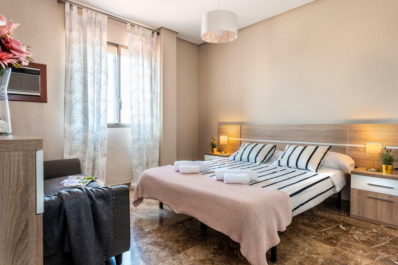 Hsh Suites Republica Sevilla Eksteriør billede