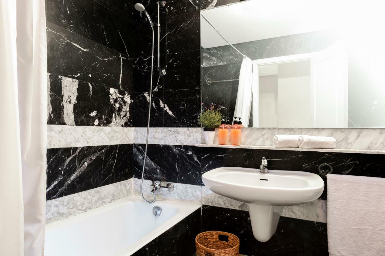 Hsh Suites Republica Sevilla Eksteriør billede